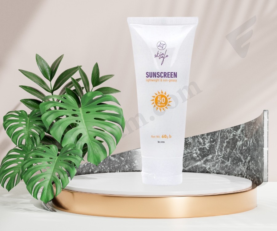 Skin Cafe Sunscreen SPF 50 PA+++ Lightweight & Non-Greasy - 60gm